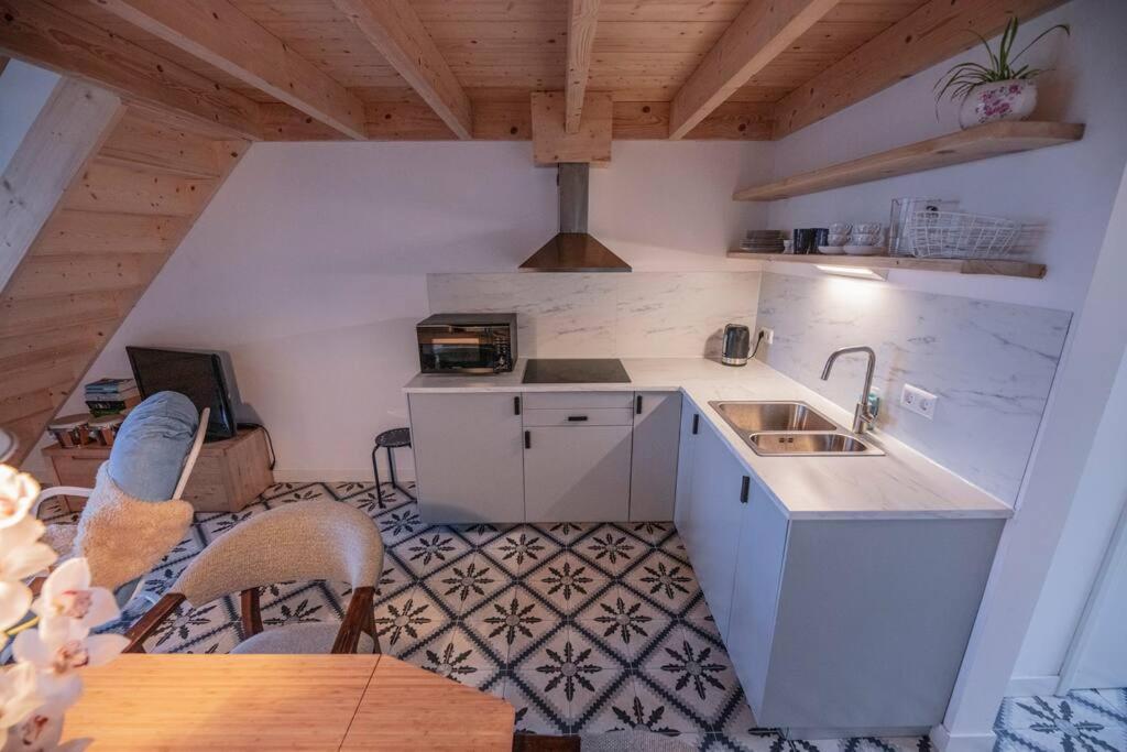 'T Pekelhuis - Vakantiehuisje Op Boerderij Huize Blokland Hem 외부 사진